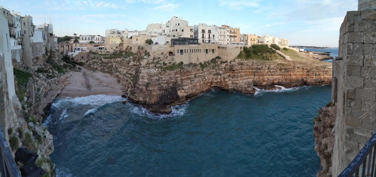 Dimora Altomare Holiday Suites - Locazione Turistica ポリニャーノ・ア・マーレ エクステリア 写真