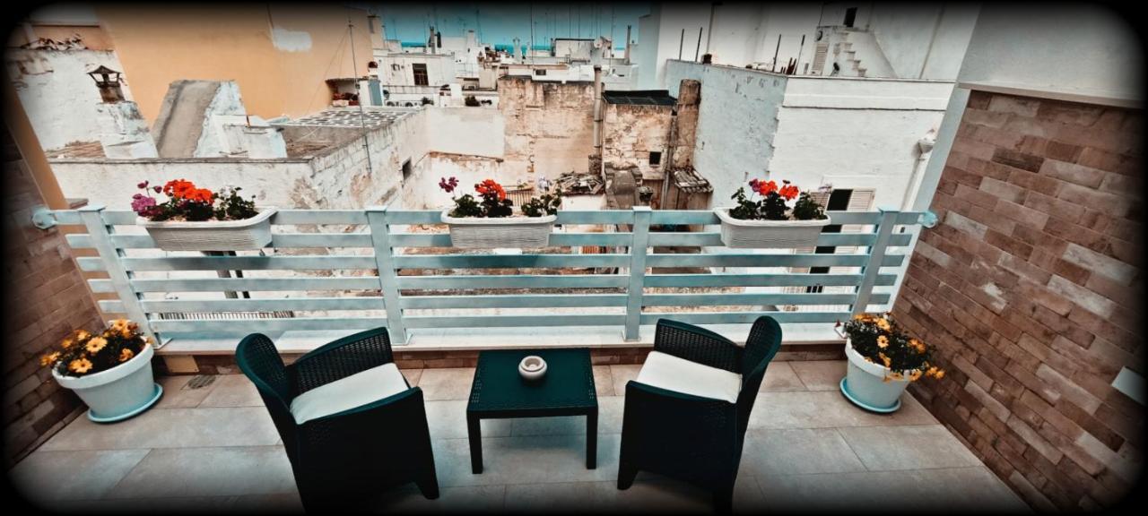 Dimora Altomare Holiday Suites - Locazione Turistica ポリニャーノ・ア・マーレ エクステリア 写真